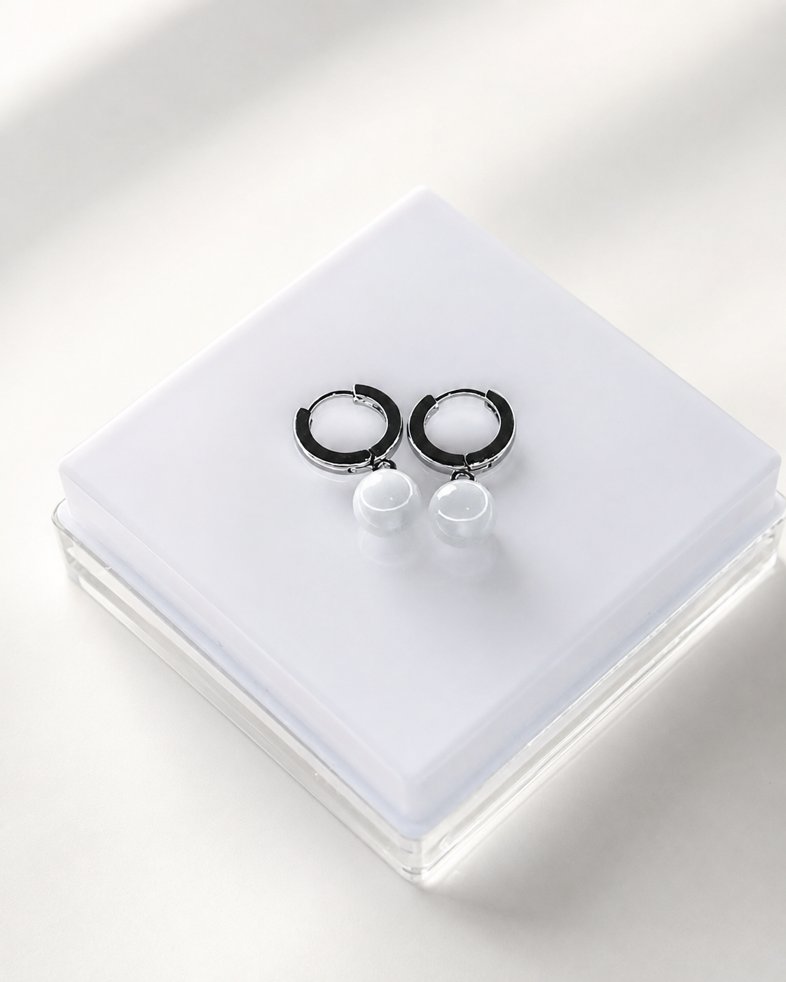 Moonbeam Pearl Earrings